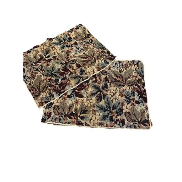 Regal Home Set of 4 Tuscan Grapes & Leaves Linen Blend Tapestry Placemats - Picture 2 of 4